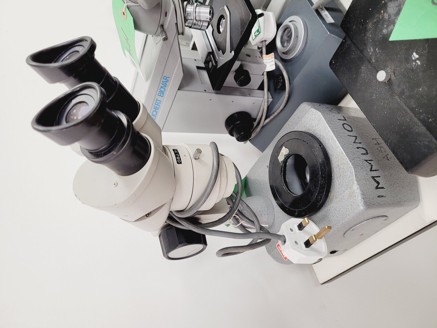 Image of Job Lot of Laboratory Benchtop Microscopes & Accessories - Swift, Vickers, Leitz