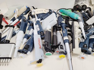 Thumbnail image of Large Job lot of 300+ Laboratory Pipettes, Pipettors,  Gilson, Eppendorf Lab