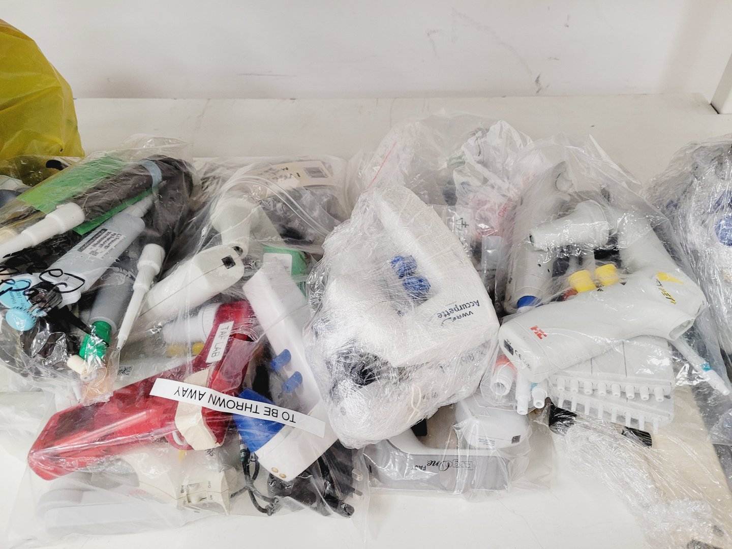 Image of Large Job lot of 300+ Laboratory Pipettes, Pipettors,  Gilson, Eppendorf Lab