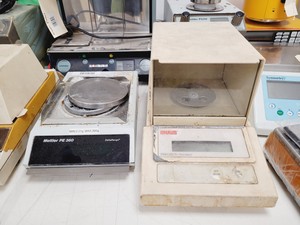 Thumbnail image of Job Lot of Laboratory Precision Balances/Scales - Mettler, Sartorius, OHAUS Lab
