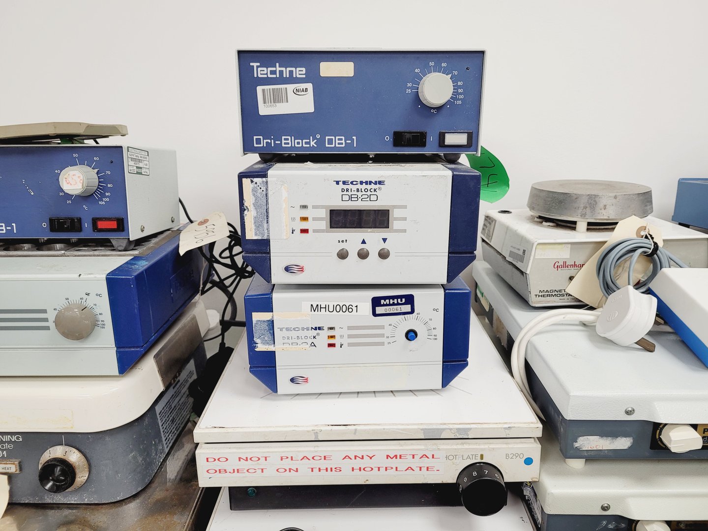Image of Large Job Lot of Laboratory Hotplates, Block Heaters & Magnetic Stirrers Lab