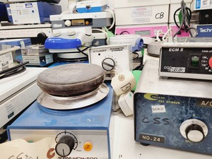Thumbnail image of Large Job Lot of Laboratory Hotplates, Block Heaters & Magnetic Stirrers Lab