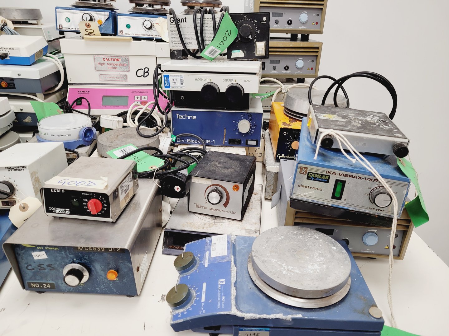 Image of Large Job Lot of Laboratory Hotplates, Block Heaters & Magnetic Stirrers Lab
