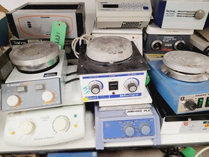 Thumbnail image of Large Job Lot of Laboratory Hotplates, Block Heaters & Magnetic Stirrers Lab