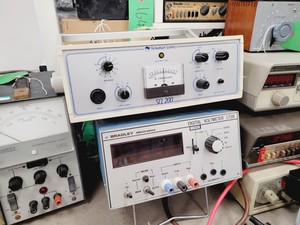 Thumbnail image of Large Lot Electrical Engineering Units Pulse Function Generators, Power Supplies
