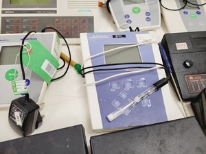 Thumbnail image of Job Lot of Laboratory pH Meters & Probes - Hanna, Mettler, Jenway Lab