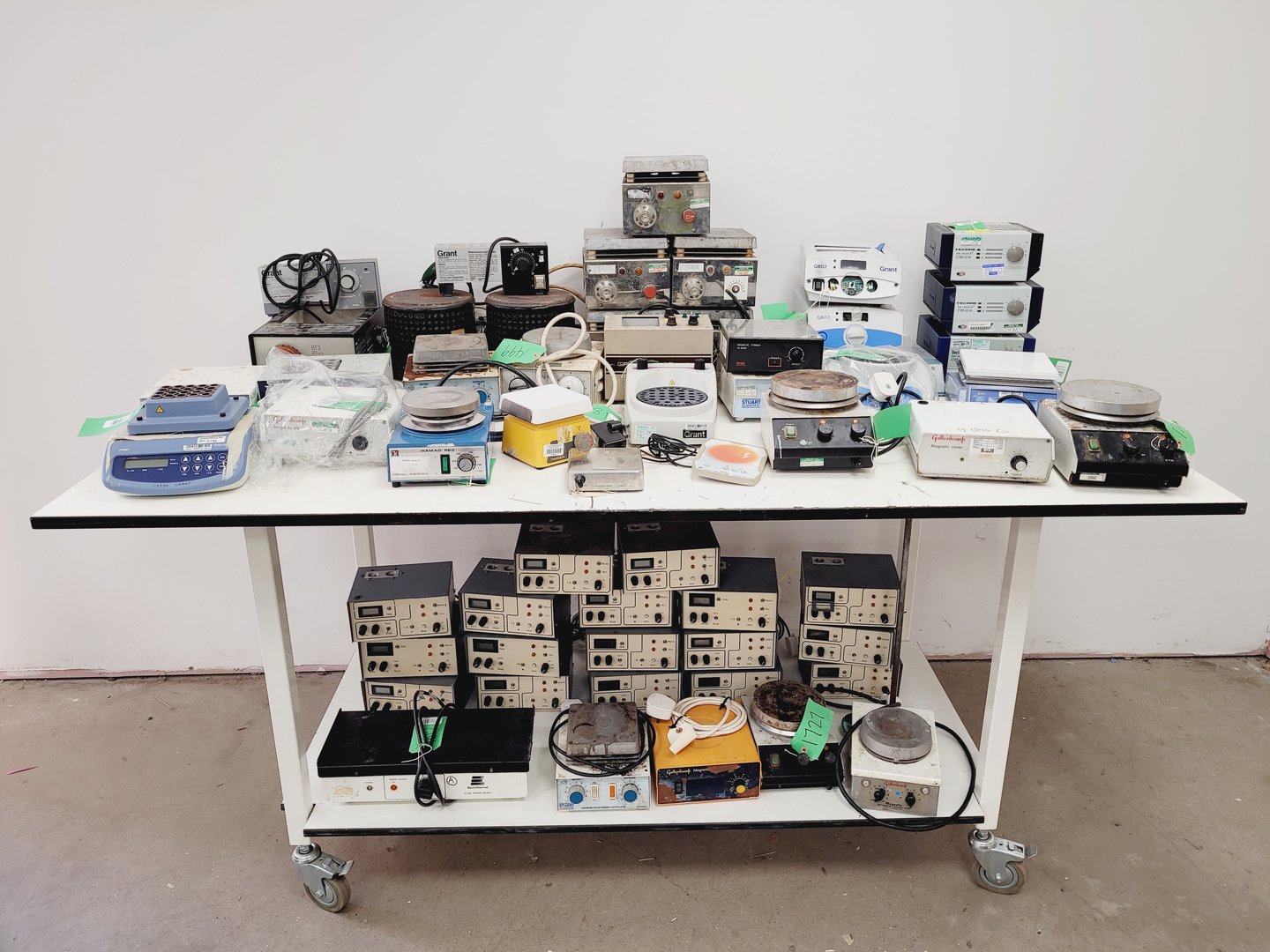 Image of Job Lot of Laboratory Hotplates, Magnetic Stirrers & Block Heaters Lab