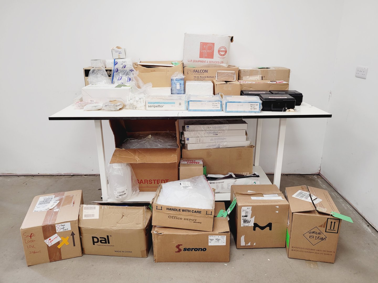 Image of Job Lot of Plastic Laboratory Consumables & Accessories - Tubes, Filters, Vials 