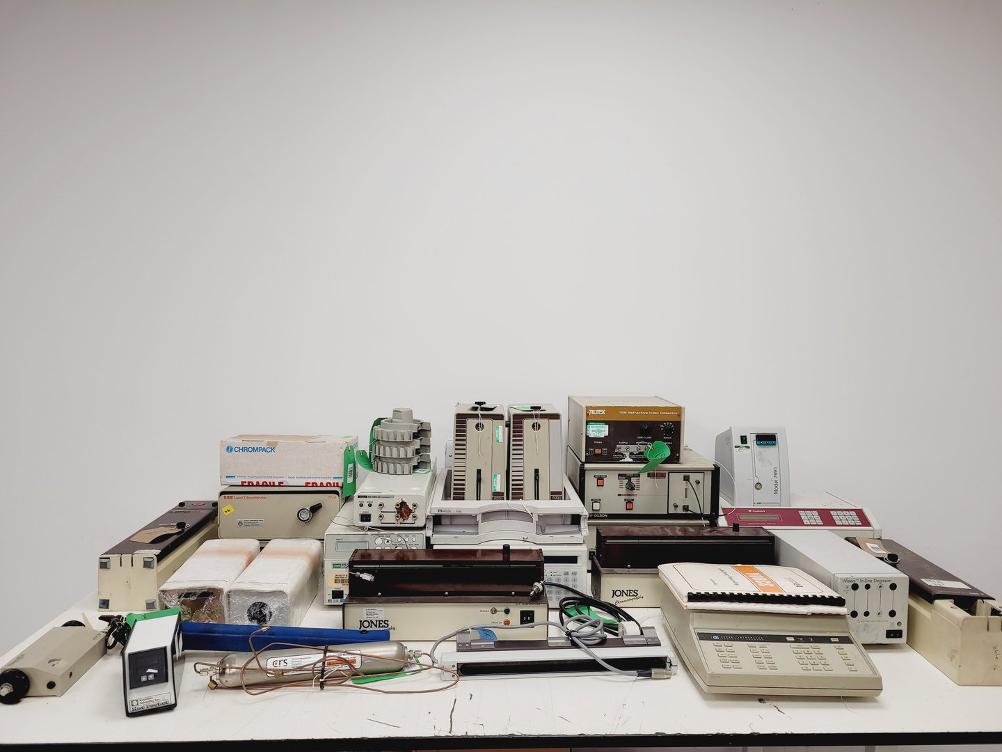 Image of Job Lot of Chromatography Instruments & Accessories - HPLC, FPLC, GC Lab