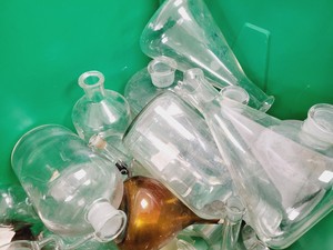 Thumbnail image of Job Lot of Mixed Used Laboratory Glassware  Lab