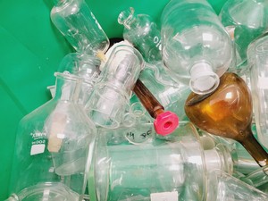 Thumbnail image of Job Lot of Mixed Used Laboratory Glassware  Lab