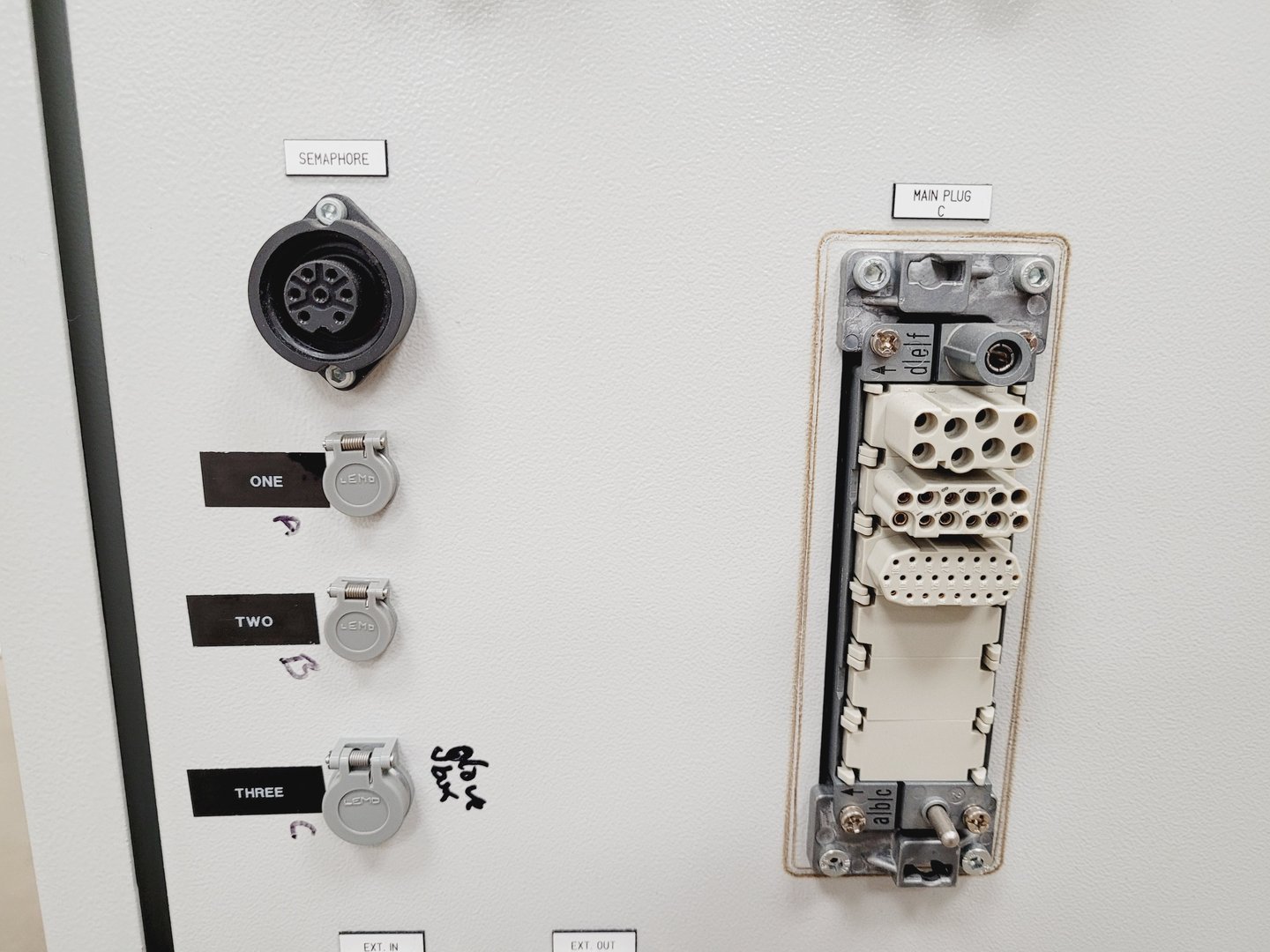 Image of Chemspeed Technologies Formax Frame Lab