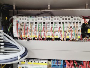 Thumbnail image of Chemspeed Technologies SLT 106 Accelerator Synthesizer Lab