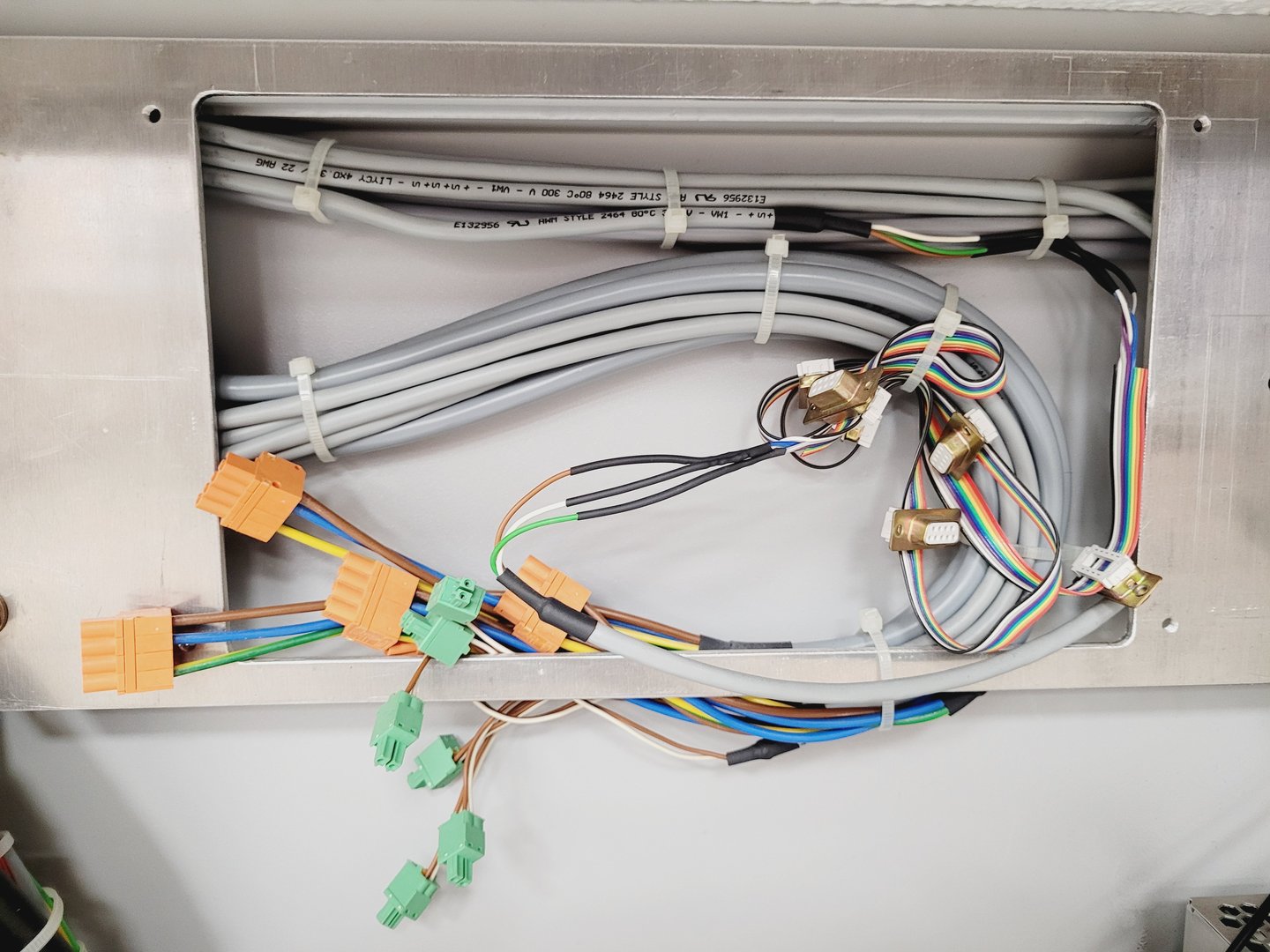 Image of Chemspeed Technologies SLT 106 Accelerator Synthesizer Lab