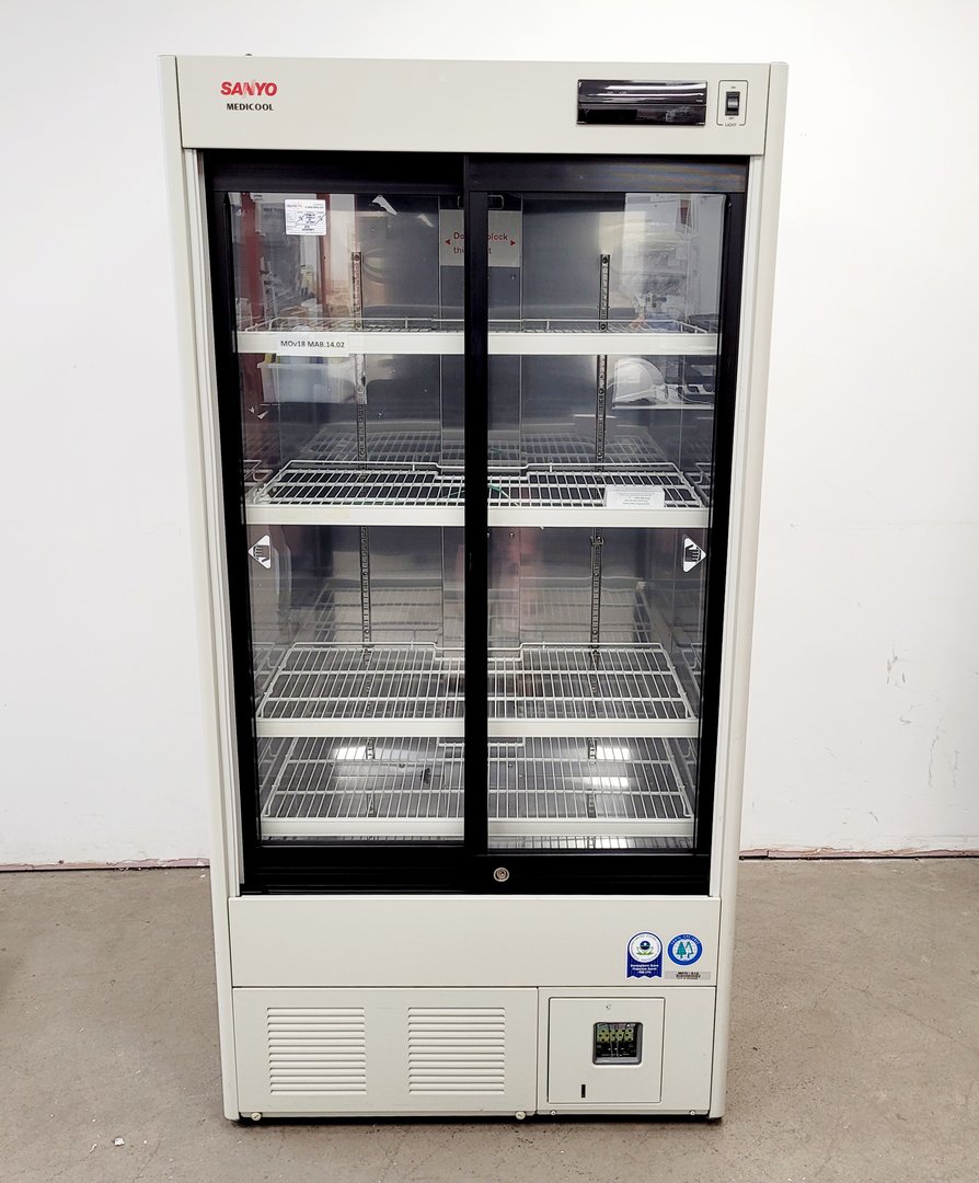 Image of Sanyo Pharmaceutical Refrigerator MPR-513 Lab