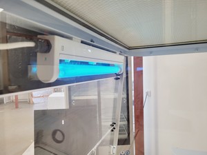 Thumbnail image of BIGNEAT PCR UV Workstation Lab