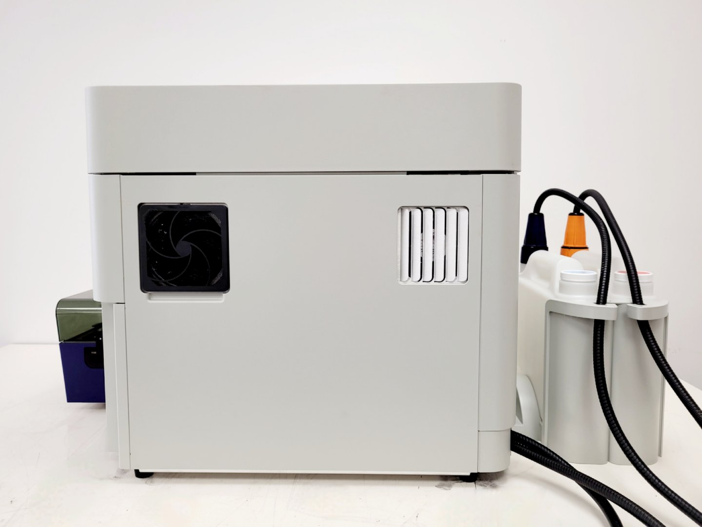 Image of BD Biosciences FACSLyric Flow Cytometer & Accessories Lab