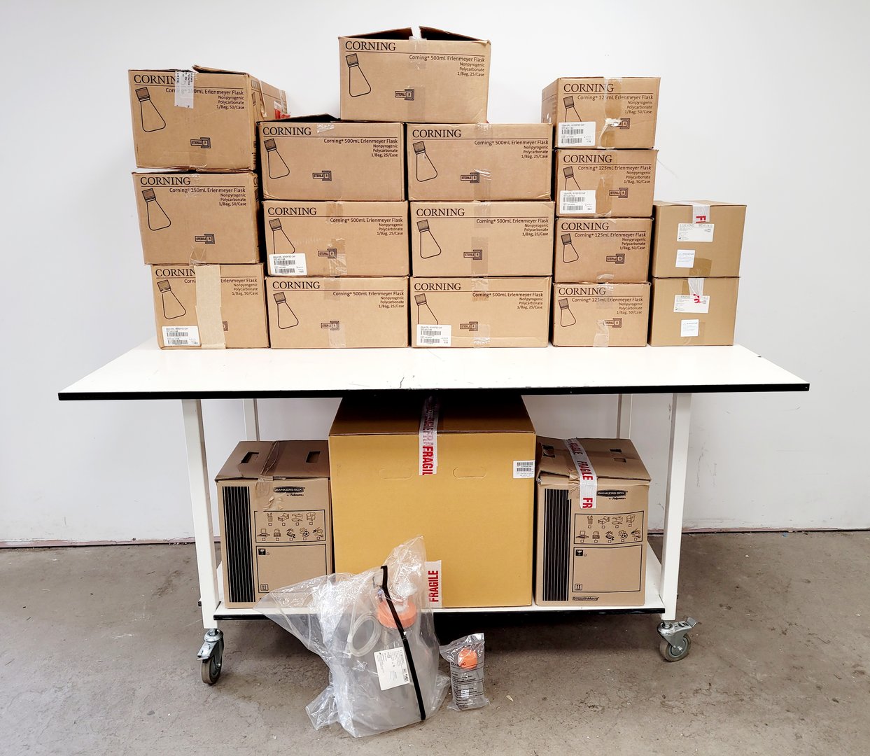 Image of Large Job Lot of Plastic Corning Erlenmeyer Flasks & Bottles Various Sizes Lab