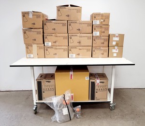 Thumbnail image of Large Job Lot of Plastic Corning Erlenmeyer Flasks & Bottles Various Sizes Lab