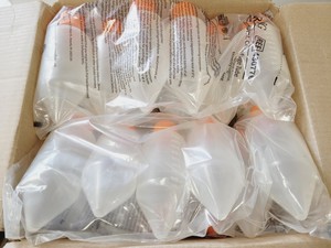 Thumbnail image of Large Job Lot of Plastic Corning Erlenmeyer Flasks & Bottles Various Sizes Lab