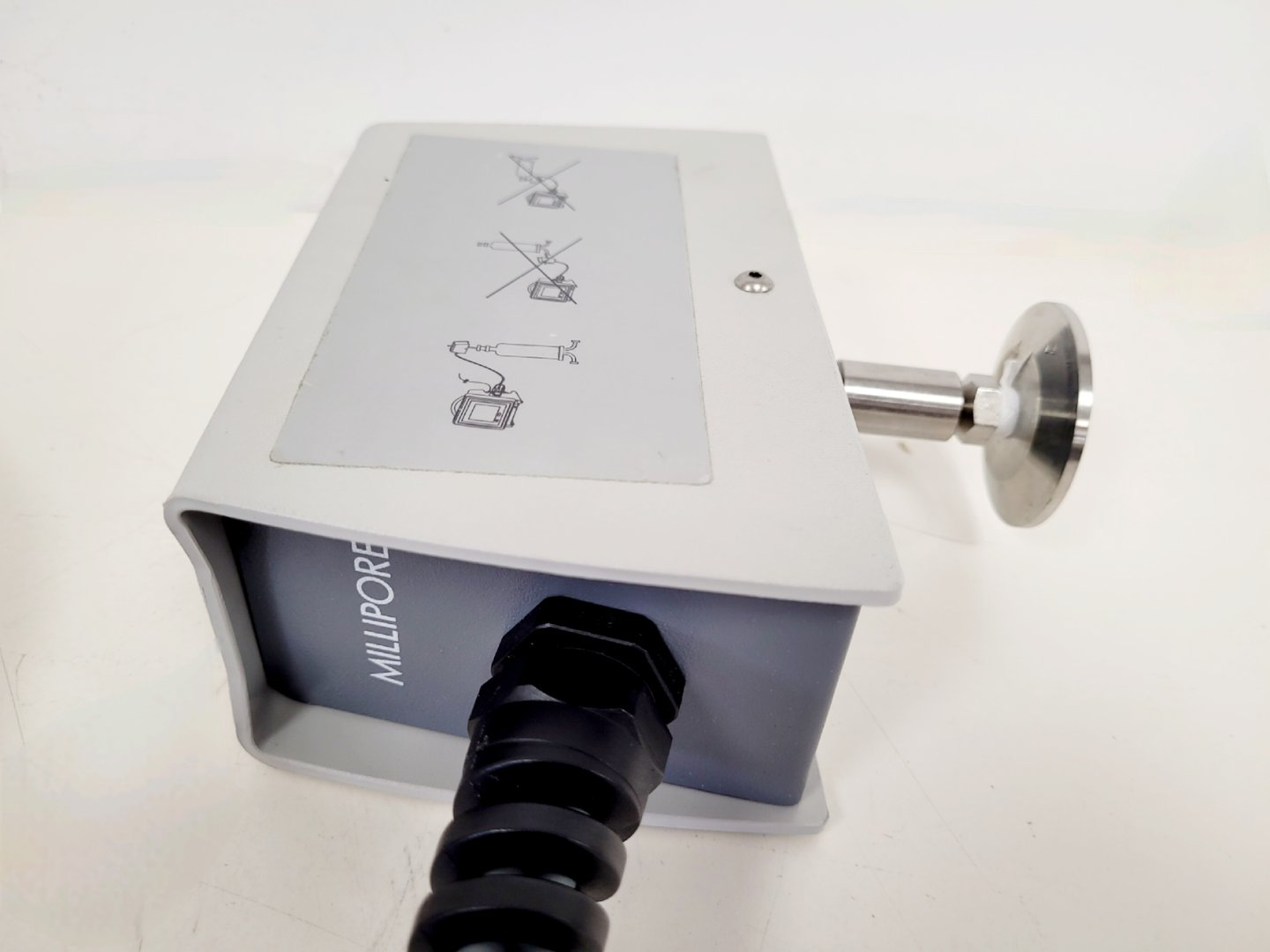 Image of Millipore Integritest 4N Automated Filter Integrity Test Instrument XIT4N0001 La