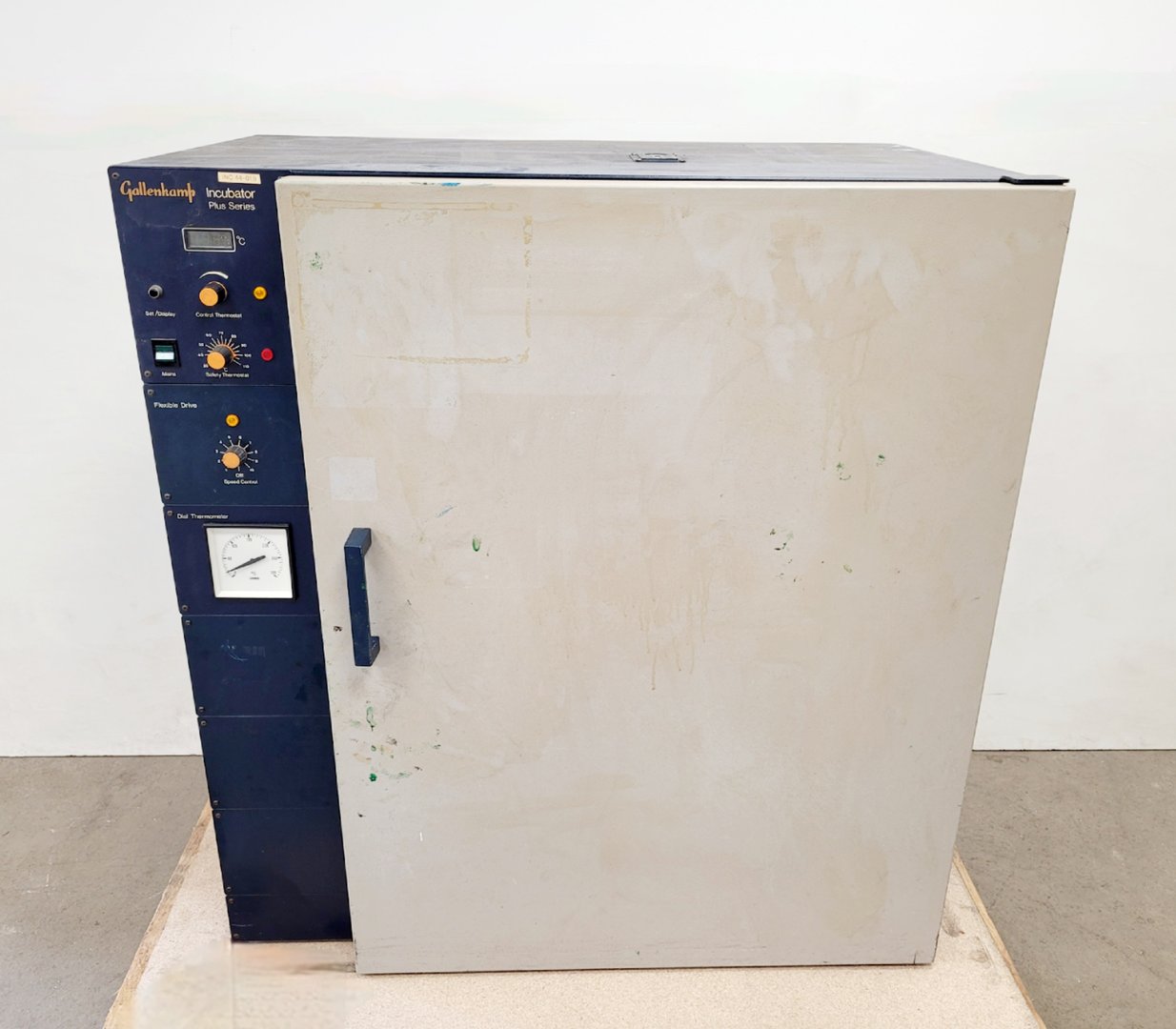 Image of Gallenkamp Incubator Plus Series Cat no. INC.200.210C Lab