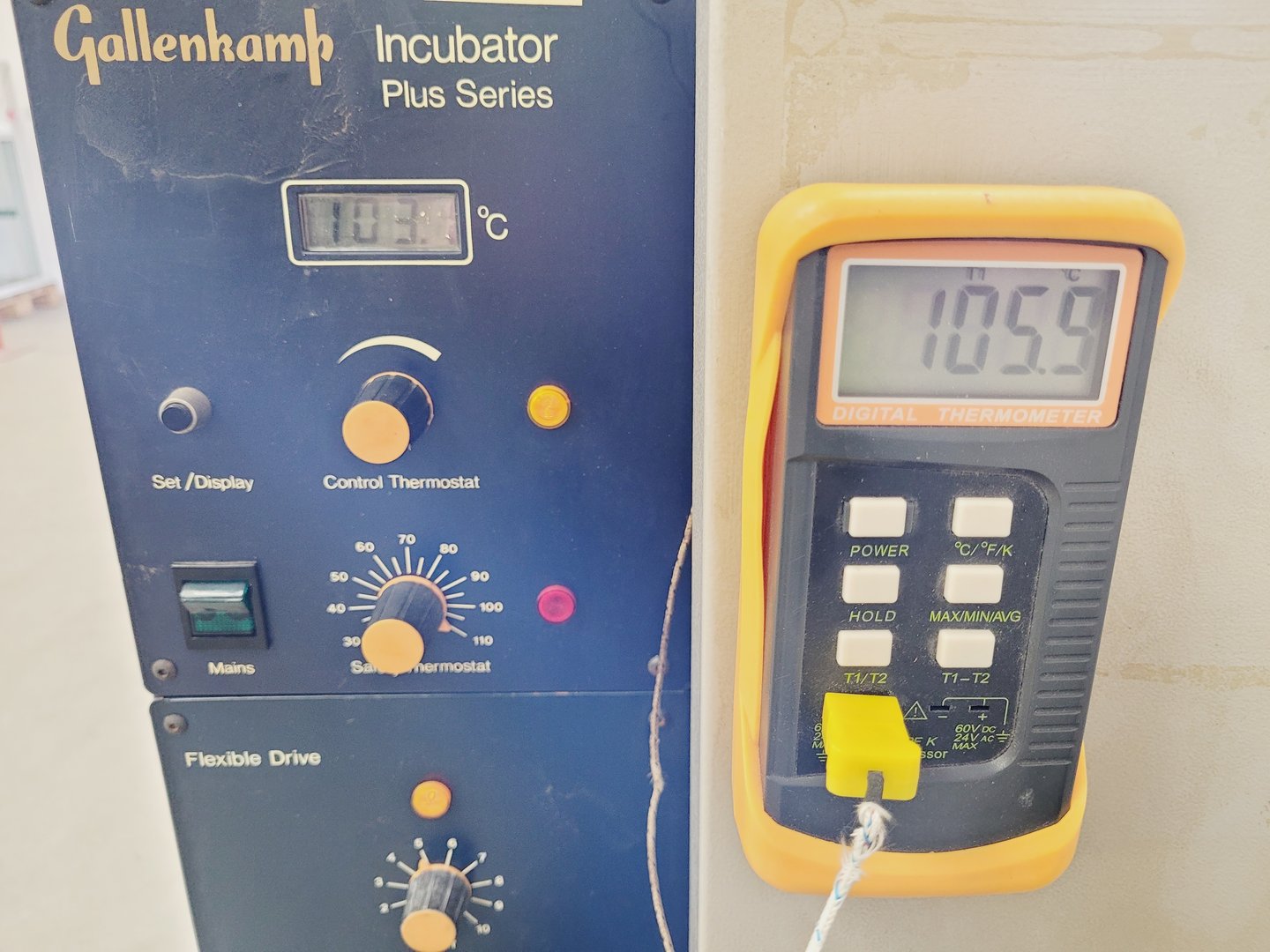Image of Gallenkamp Incubator Plus Series Cat no. INC.200.210C Lab