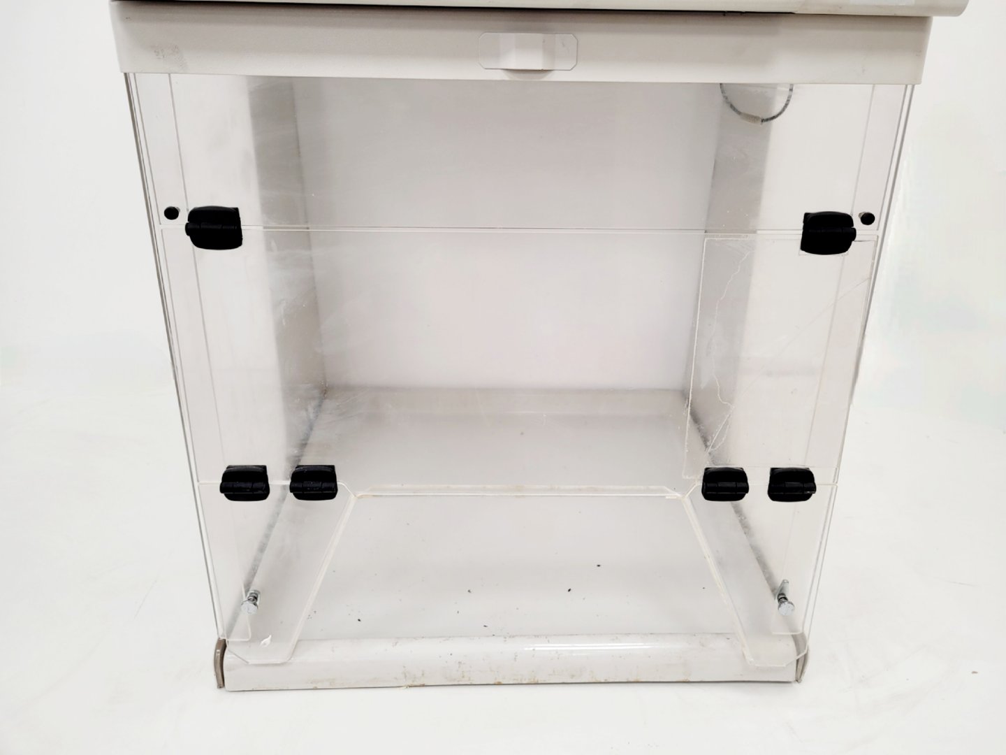 Image of Labcaire Aura 250E Ductless Fume Hood Lab
