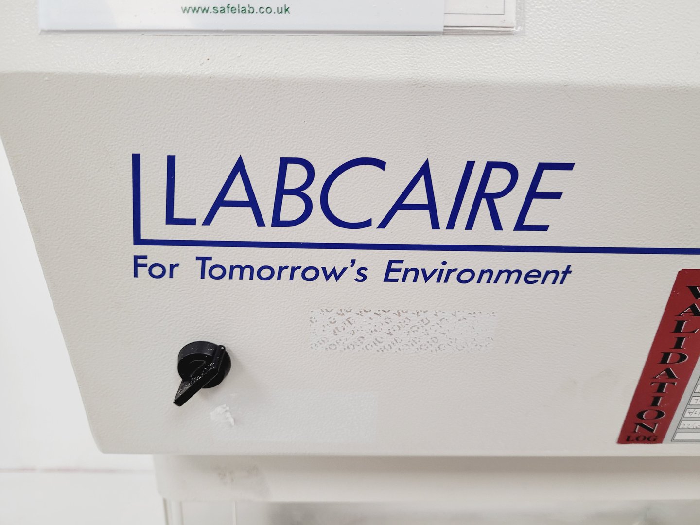 Image of Labcaire Aura 250E Ductless Fume Hood Lab