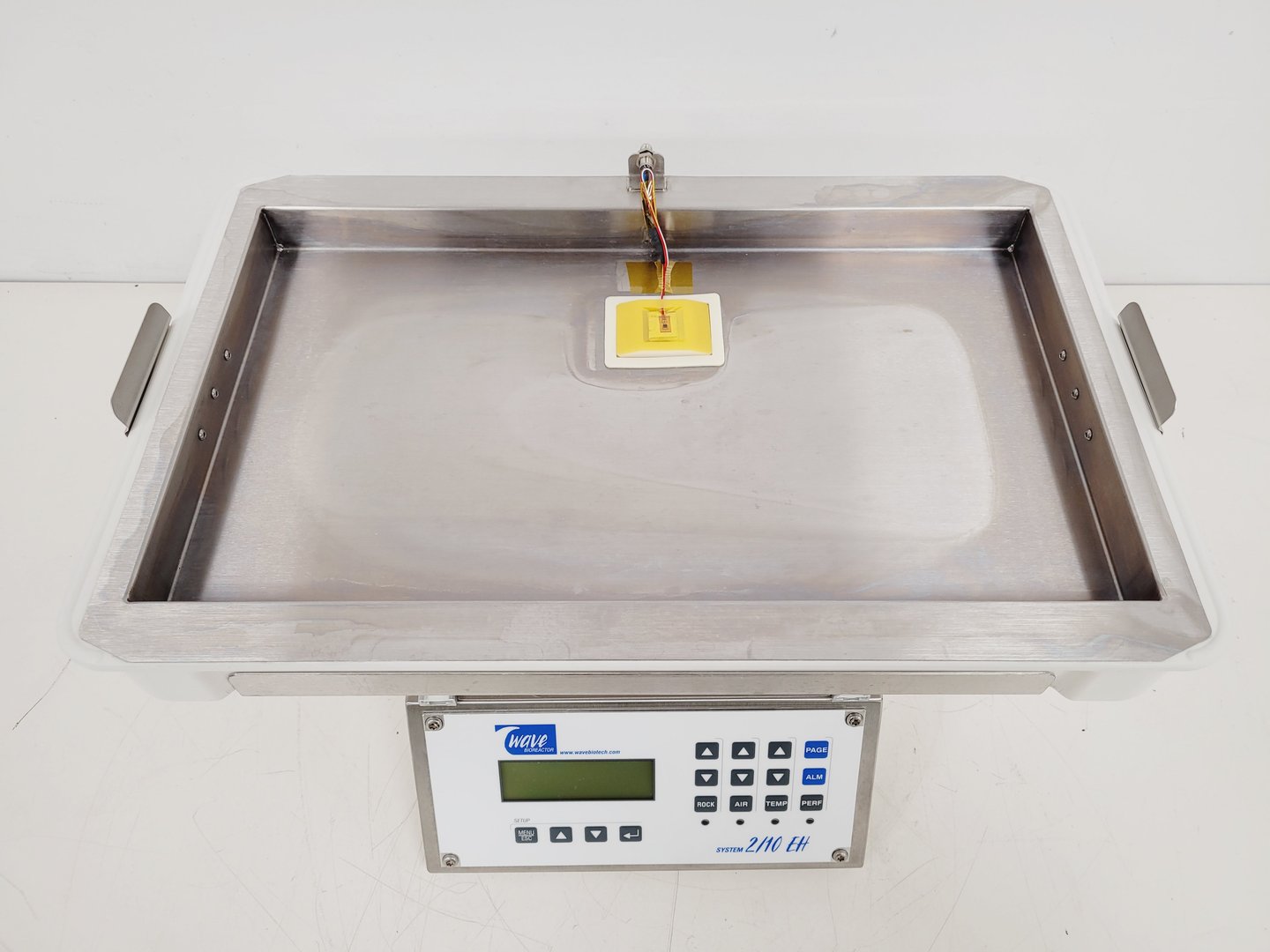 Image of GE Healthcare Wave Bioreactor System 2/10 EH