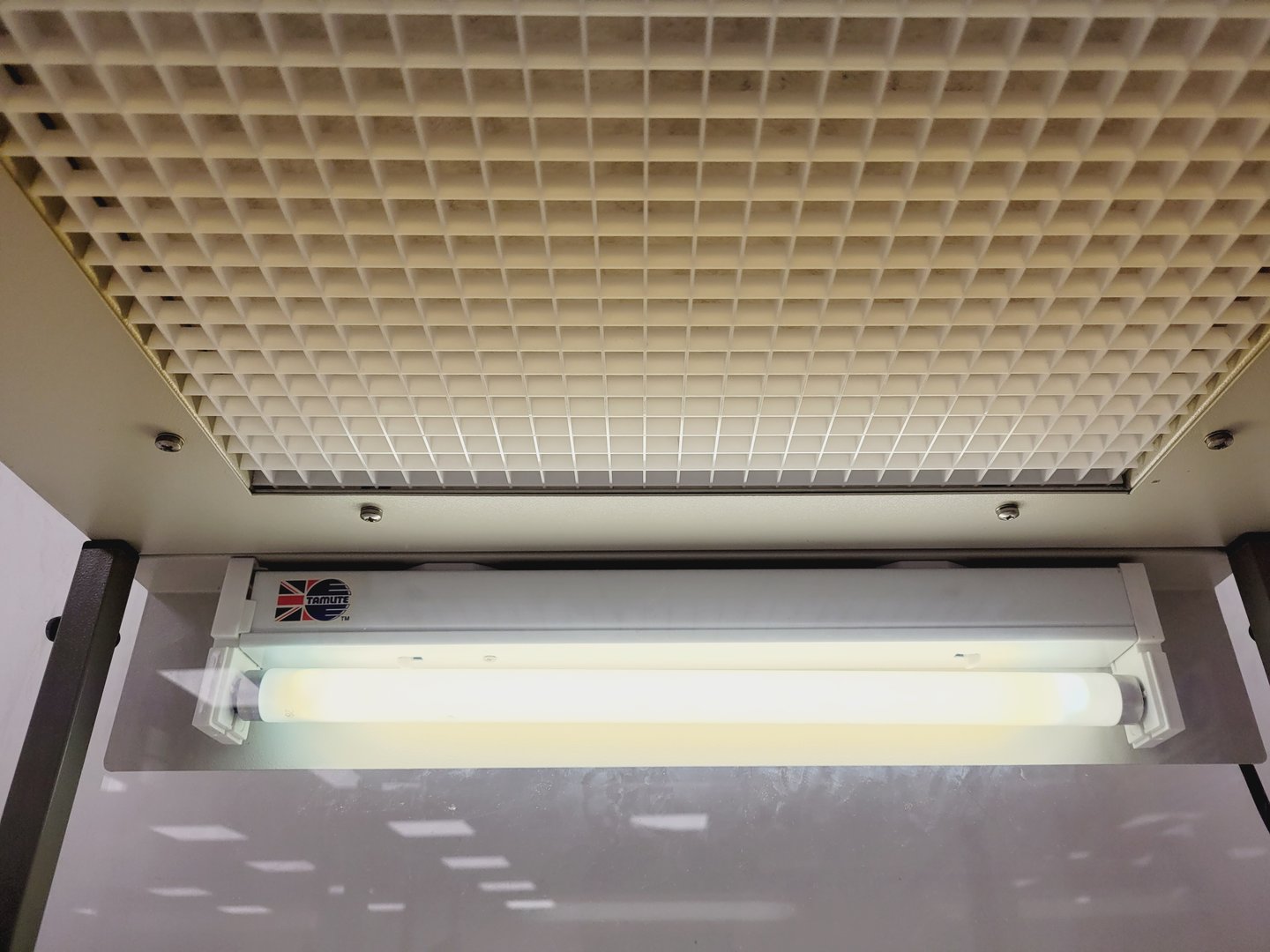 Image of Astec Microflow Monair Fume Hood BFCS-002 Lab