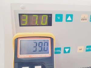 Thumbnail image of Kendro HERAcell 240 CO2 Incubator Lab