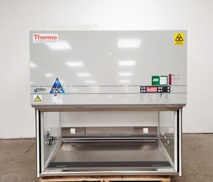 Thumbnail image of Thermo Electron Holten LaminAir Safety Cabinet Lab