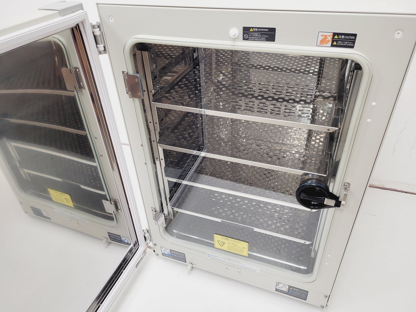 Image of Panasonic MCO-19AIC(UV)-PE CO2 Laboratory Incubator Lab