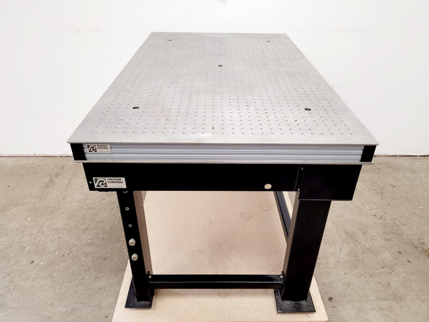 Image of Cambridge Photon Control Optical Breadboard Vibration Isolation Table 
