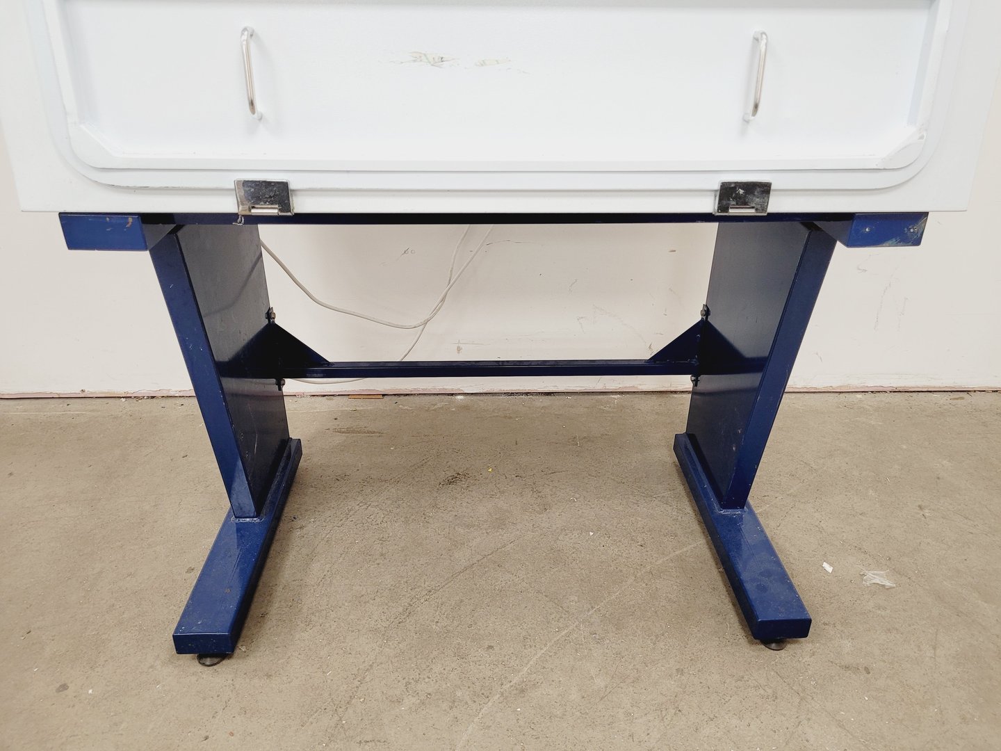 Image of CAS Bio-Class 2 Class II Microbiological Safety Cabinet Recirc Lab