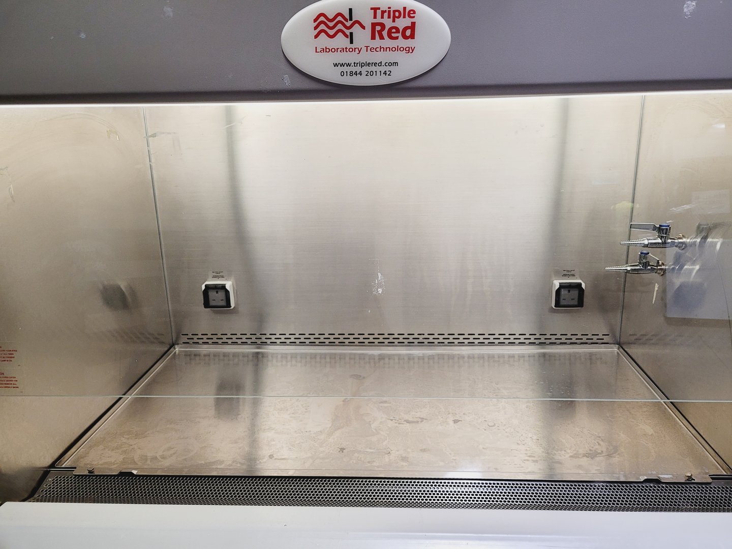 Image of Nuaire Cellgard ES Class 2 II Biological Safety Cabinet NU-480-400E Lab