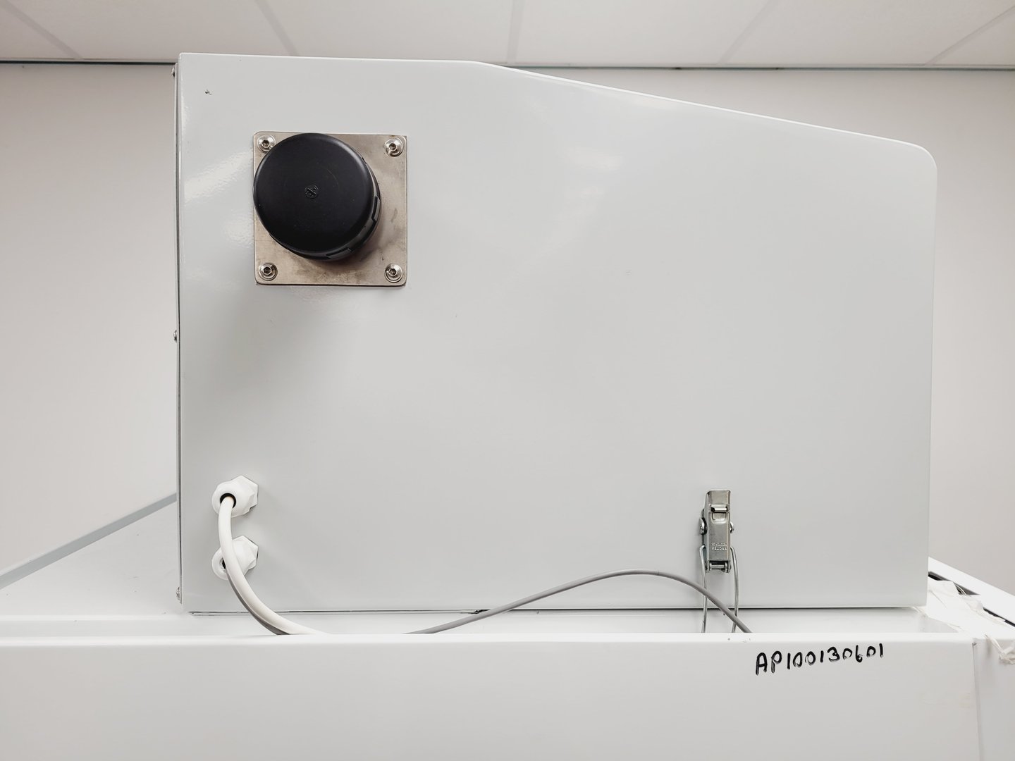 Image of MAT BioMat 2 Class 2 Microbiological Safety Cabinet Lab (No UV)