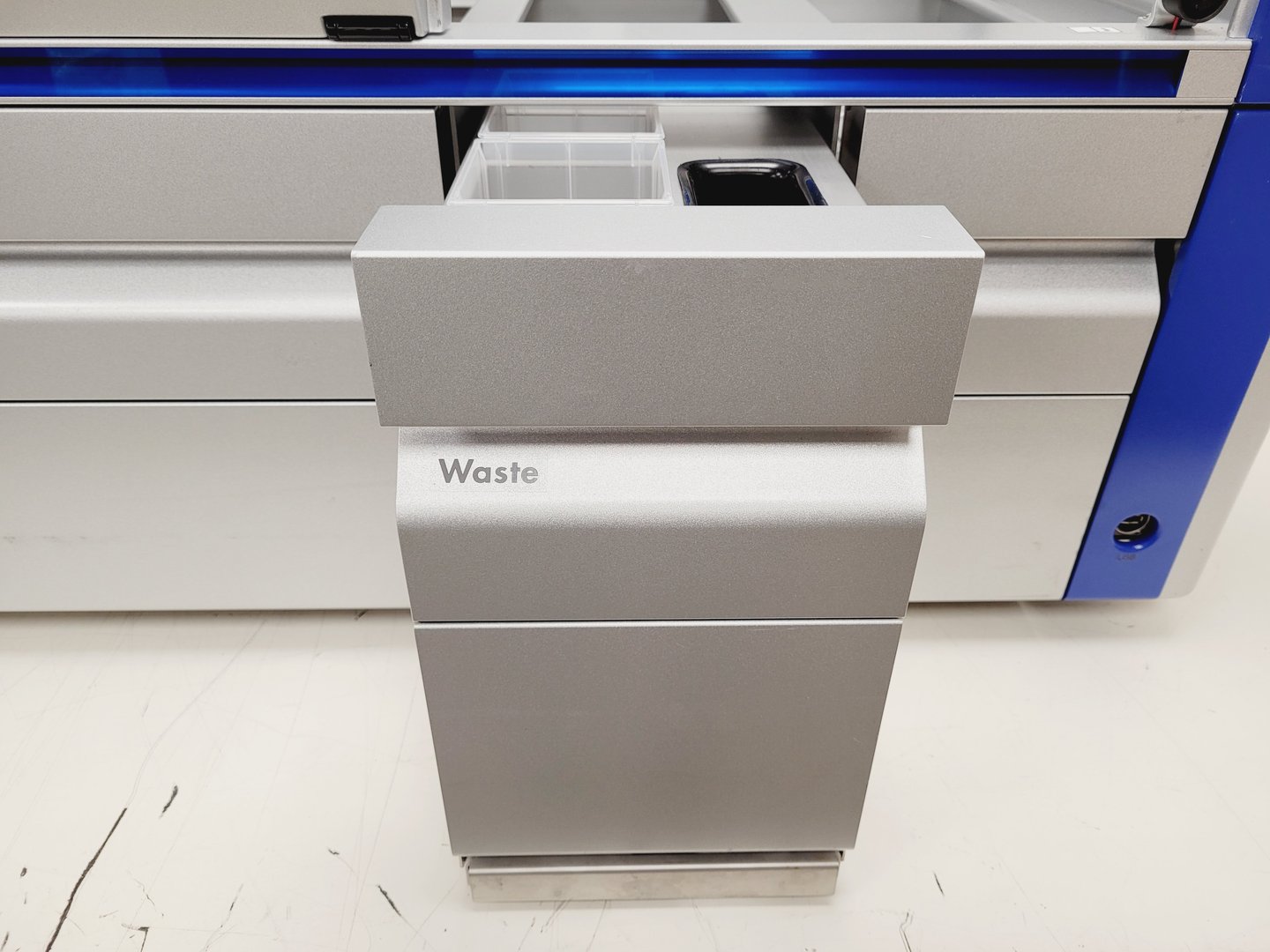 Image of Qiagen QIAsymphony SP Nucleic Acid Purification System Lab