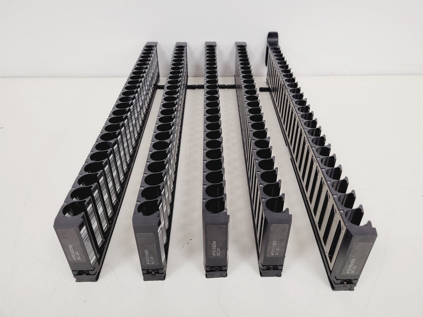 Image of Qiagen QIAsymphony SP Nucleic Acid Purification System Lab