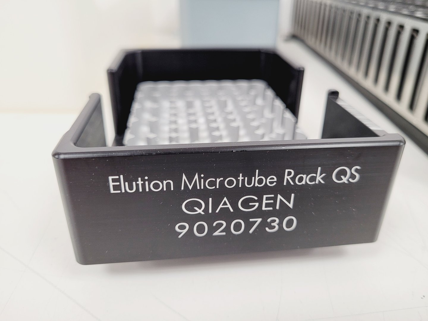 Image of Qiagen QIAsymphony SP Nucleic Acid Purification System Lab