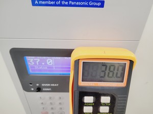 Thumbnail image of Sanyo CO2 Laboratory Incubator MCO-19AIC (UVH) Lab
