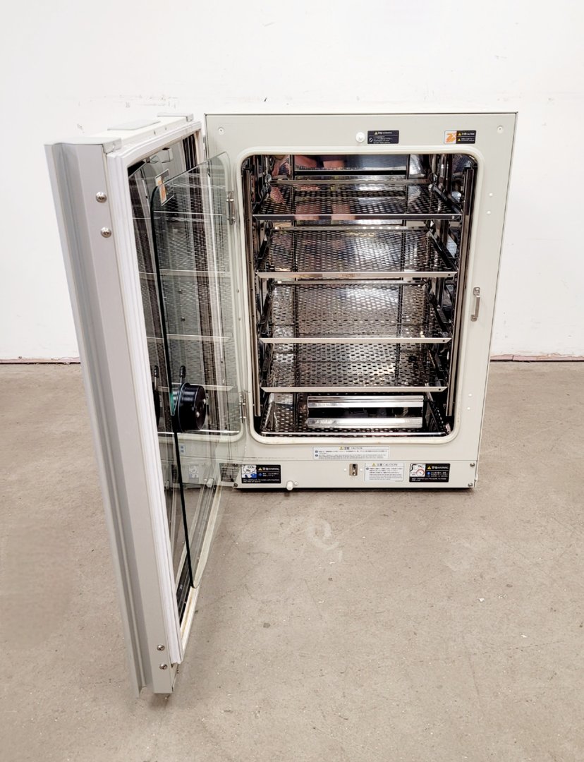Image of Sanyo CO2 Laboratory Incubator MCO-19AIC (UVH) Lab