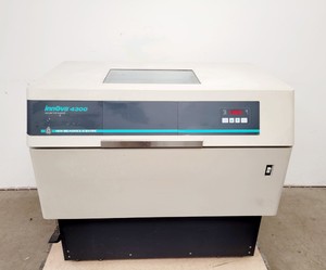 Thumbnail image of New Brunswick Innova 4300 Incubator Shaker  Mfg no. M1193-0100 Lab