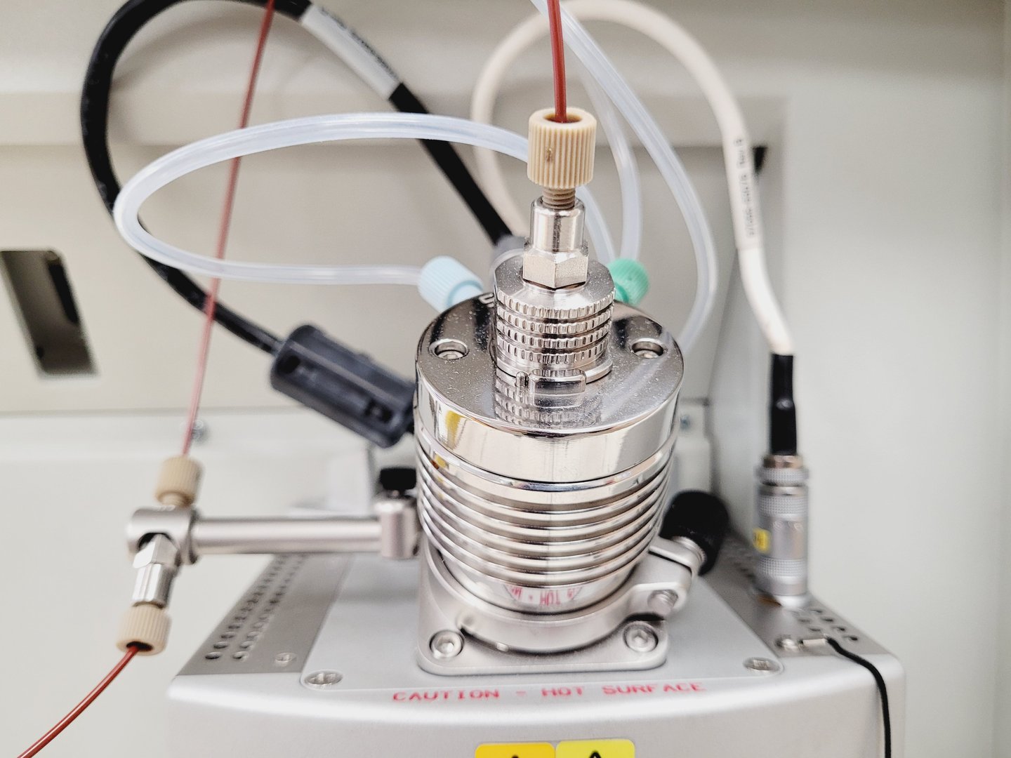 Image of Thermo Scientific TSQ Quantum Access Mass Spectrometer System - Faulty Ion Gauge