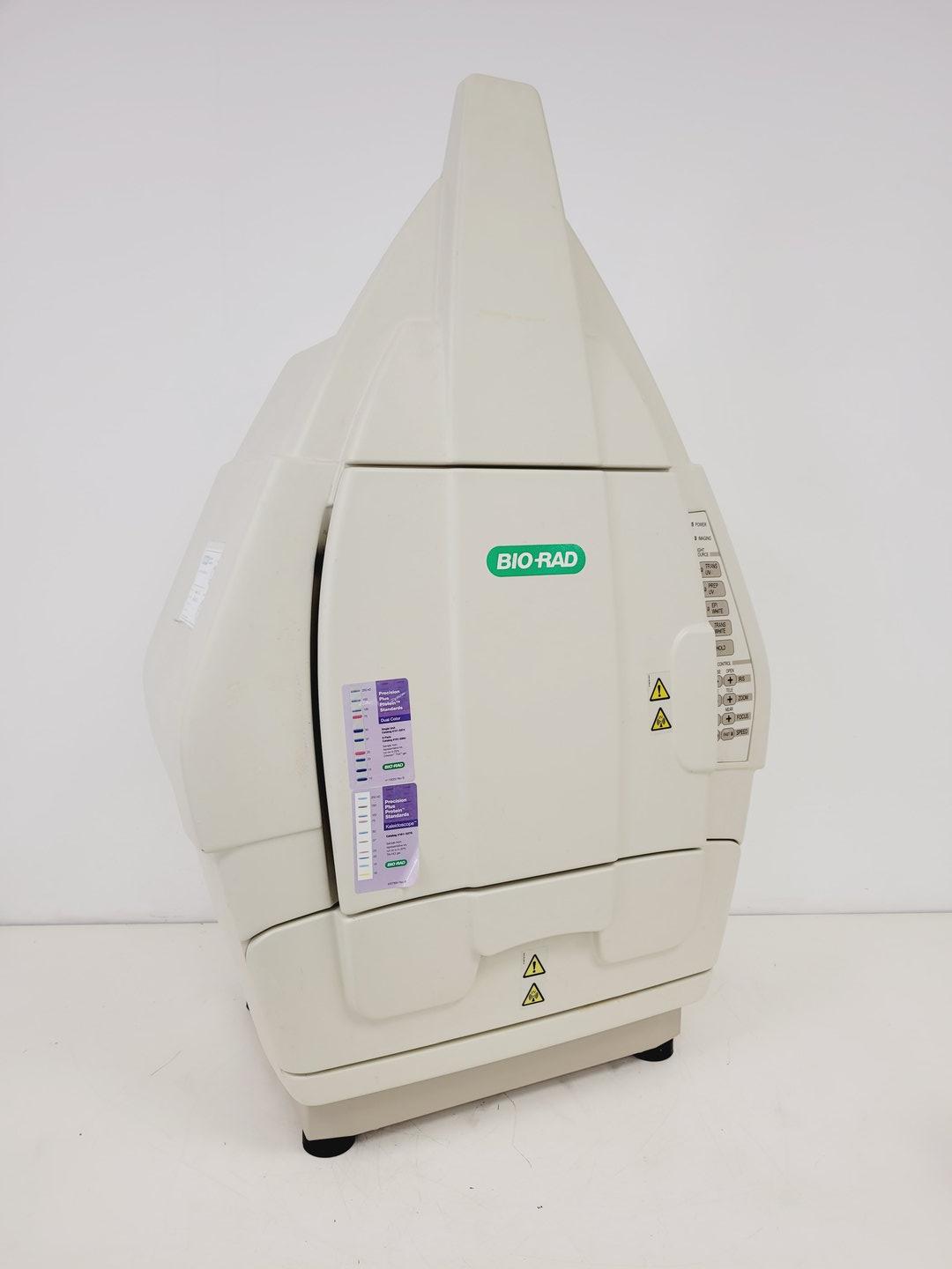 Image of Bio-Rad Universal Hood II with Transilluminator Lab