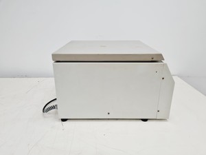 Thumbnail image of Sanyo MSE Mistral 2000R Benchtop Refrigerated 4500rpm Centrifuge Lab