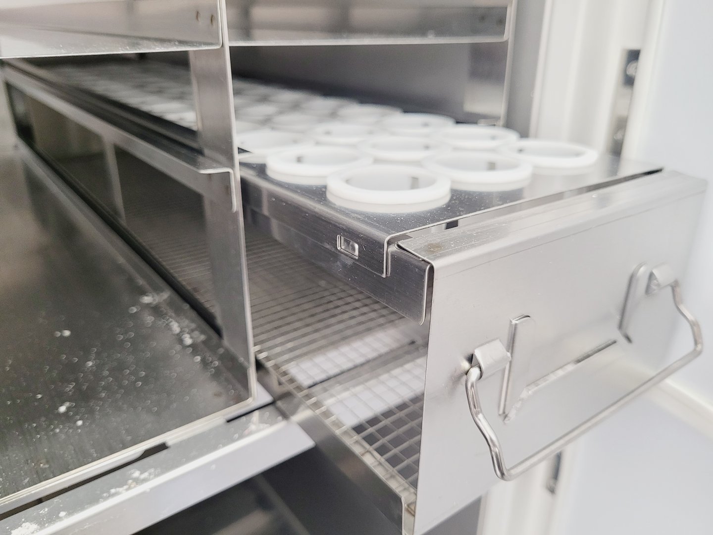 Image of Eppendorf Cryocube F740hi Ultra Low Temperature Freezer
