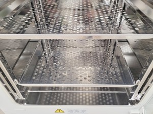 Thumbnail image of Thermo Scientific Heracell 150i CO2 Incubator Lab