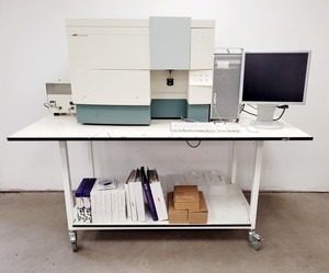 Thumbnail image of BD FACSCalibur Flow Cytometer with Mac & Software Lab